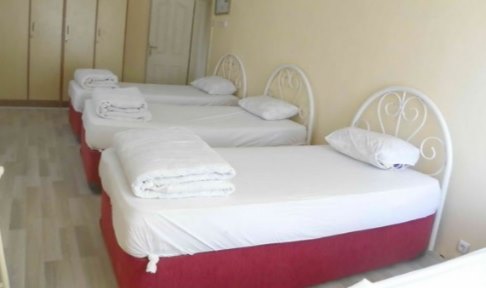 Ni�de - Bor, Osman M�nevver Nevin Kaya Erkek ��renci Yurdu - 5 Ki�ilik Oda