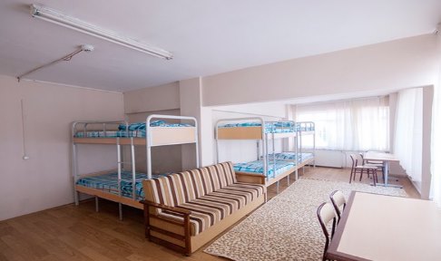 Kocaeli - �zmit, D�nya Erkek ��renci Yurdu - 6 Ki�ilik Oda