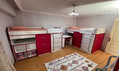 �zmir - Bornova, Egem K�z ��renci Yurdu - 3 Ki�ilik Oda