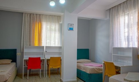 Ankara - �ankaya, Yurt Akademi S�hhiye Erkek �ubesi - 4 Ki�ilik Oda