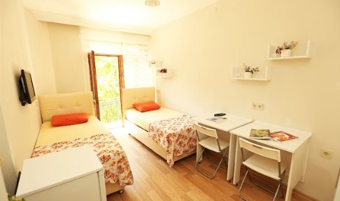 Ankara - �ankaya, K�rlang�� K�z Yurdu - 2 Ki�ilik Oda