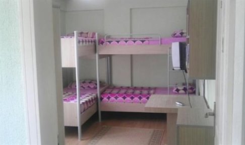 Afyonkarahisar - Sincanl�(Sinanpa�a), Sinanpa�a Pa�a K�z ��renci Pansiyonu - 4 Ki�ilik Oda