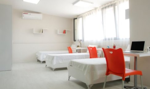 �zmir - �i�li, �i�li Modern Erkek Rezidans� - 3 Ki�ilik Oda