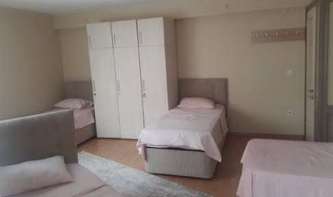 �stanbul - Bah�elievler, �nsan Vakf� Bah�elievler K�z Yurdu - 5 Ki�ilik Oda