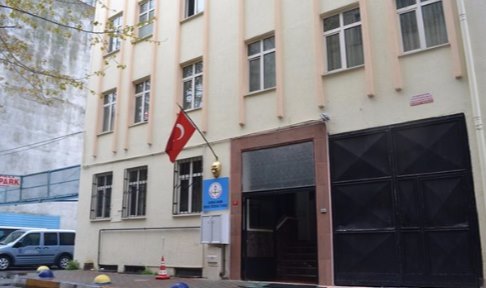 Sabiha Haným - Beyođlu Erkek Öđrenci Yurdu