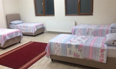 �stanbul - �sk�dar, Valide Sultan Erkek ��renci Yurdu - 4 Ki�ilik Oda
