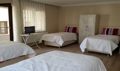 Ankara - �ankaya, 312 K�z ��renci Yurdu - 4 Ki�ilik Oda