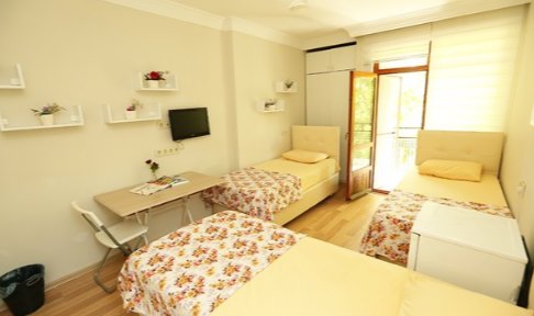 Ankara - �ankaya, K�rlang�� K�z Yurdu - 3 Ki�ilik Oda