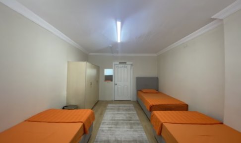 Konya - Sel�uklu, �nsan Vakf� Vera K�z Yurdu - 3 Ki�ilik Oda