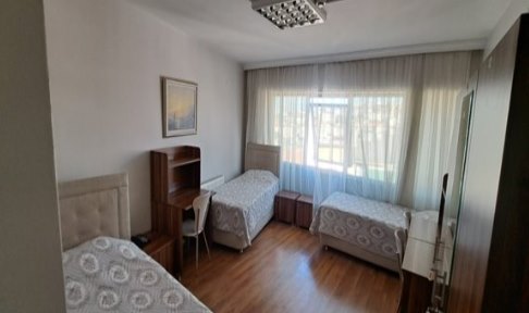 Ankara - �ankaya, Angora K�z ��renci Yurdu - 3 Ki�ilik Oda