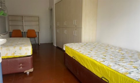 �stanbul - �i�li, �i�li K�z Evi - 2 Ki�ilik Oda