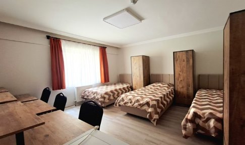 Ankara - �ankaya, Yurtkurtulu� Erkek ��renci Yurdu - 3 Ki�ilik Oda