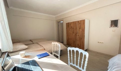 �zmir - �i�li, Modern ��renci Apart� - 3 Ki�ilik Oda