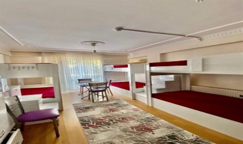 �zmir - Buca, �zel Buca G�ven K�z Yurdu - 6 Ki�ilik Oda