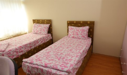 Ankara - �ankaya, Ankara �zel Zahide Han�m K�z ��renci Yurdu - 2 Ki�ilik Oda