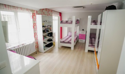 Ankara - �ankaya, Yurt �ankaya �zel K�z ��renci Yurdu - 4 Ki�ilik Oda - Ranzal�