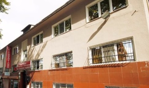 Sabiha Haným - Vezneciler Kýz Öđrenci Yurdu