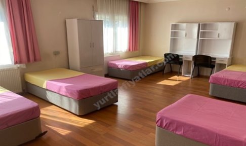 �zmir - Bornova, Bornova Villa K�z Yurdu - 5 Ki�ilik Oda
