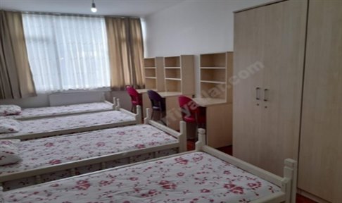 �stanbul - �i�li, �i�li K�z Evi - 4 Ki�ilik Oda