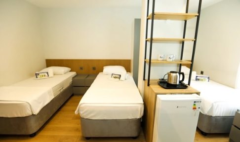 Ankara - �ankaya, Academia Inn K�z Erkek Rezidans� - 3 Ki�ilik Oda